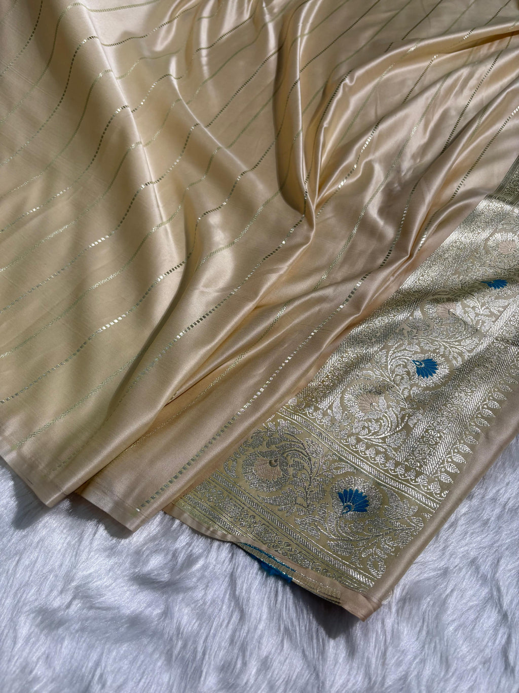 Tusser Shades Banarasi Mashru Minakari Silk Saree