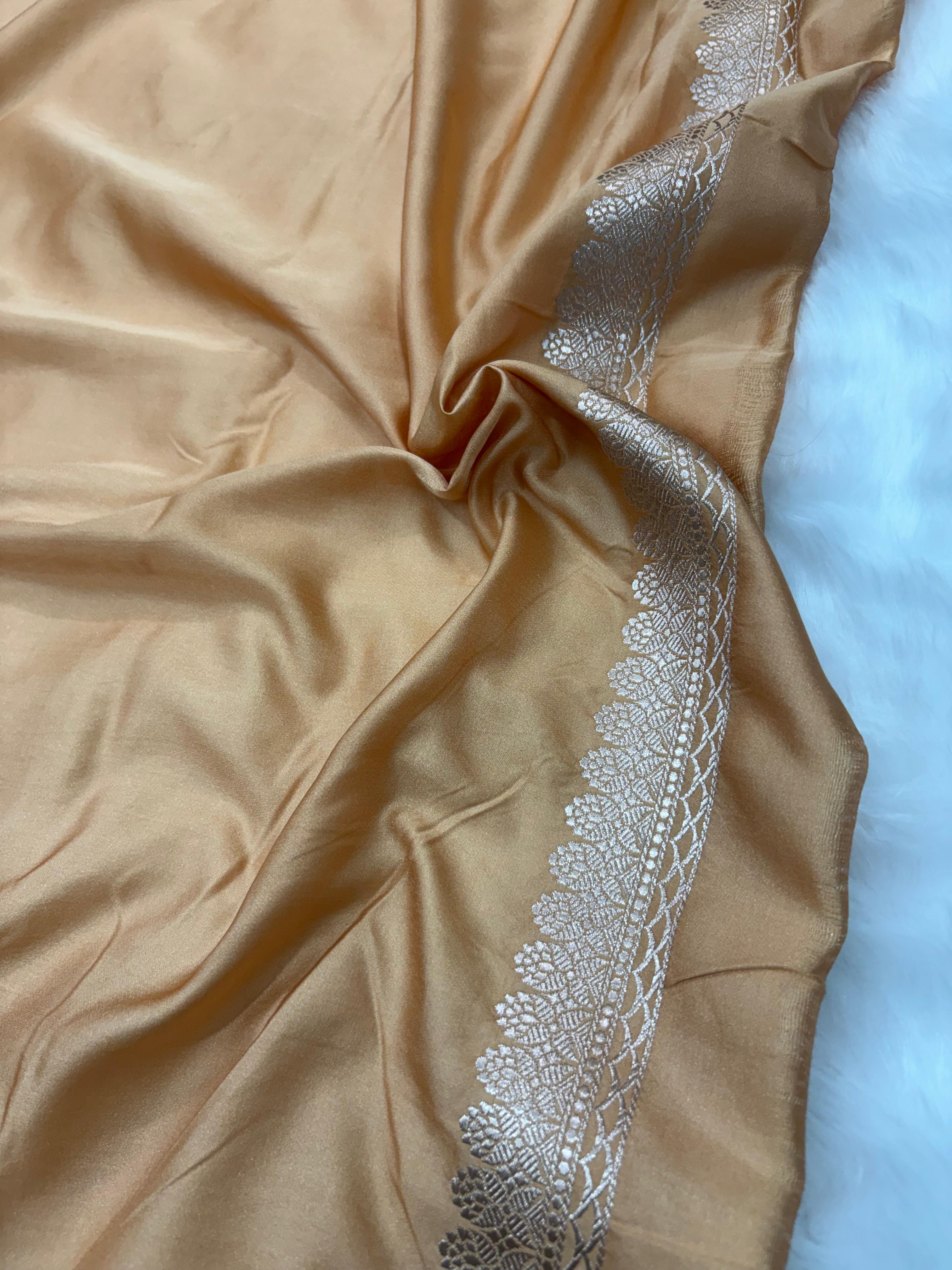 Tusser Shades Banarasi Floral Boota Pattern Mashru Silk Saree