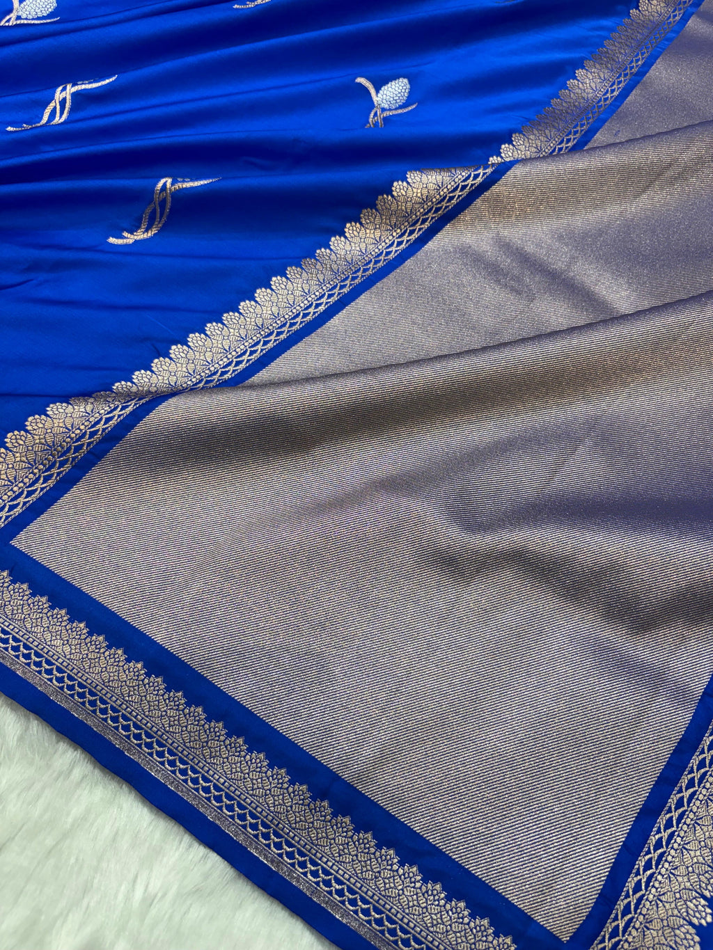 Royal Blue Shades Mashru Motifs Silk Saree