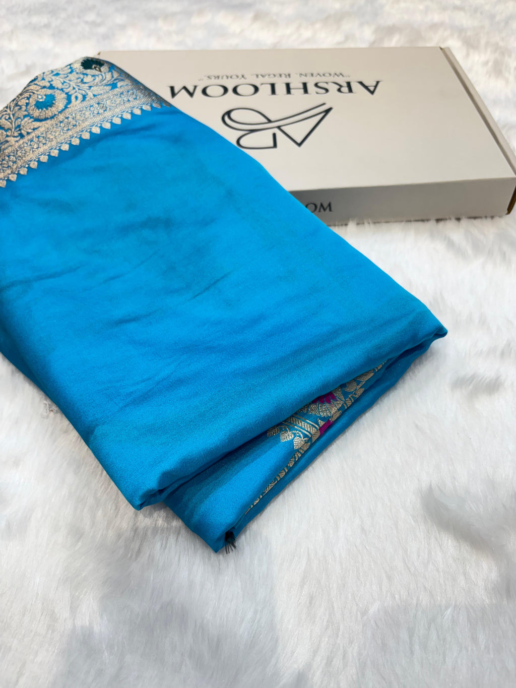 Turquoise Blue Plain Pattern with Minakari Border Mashru Silk Saree