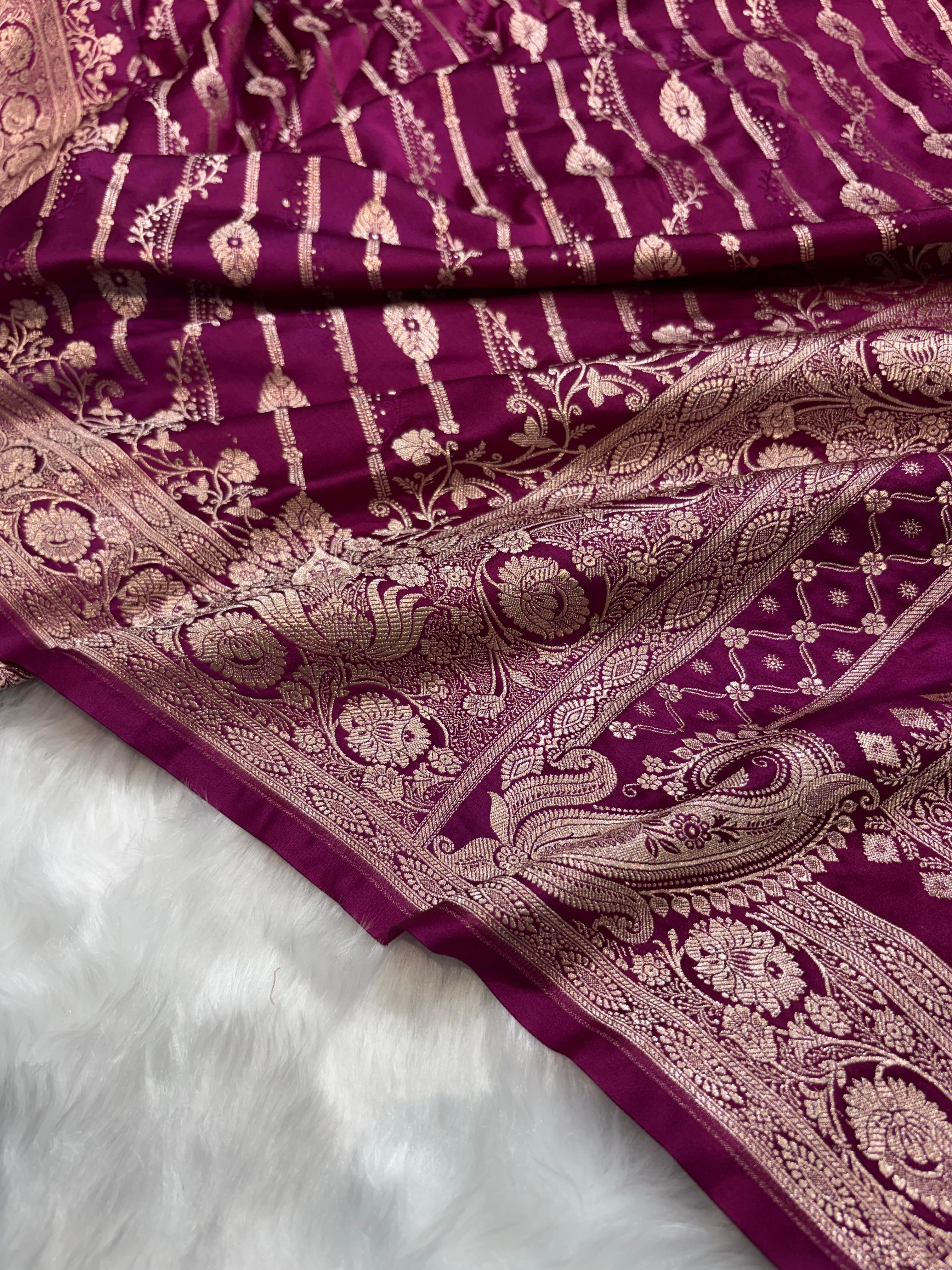 Magenta Shades Floral Jaal with Vertical Stripe Motifs Pattern Mashru Silk Saree