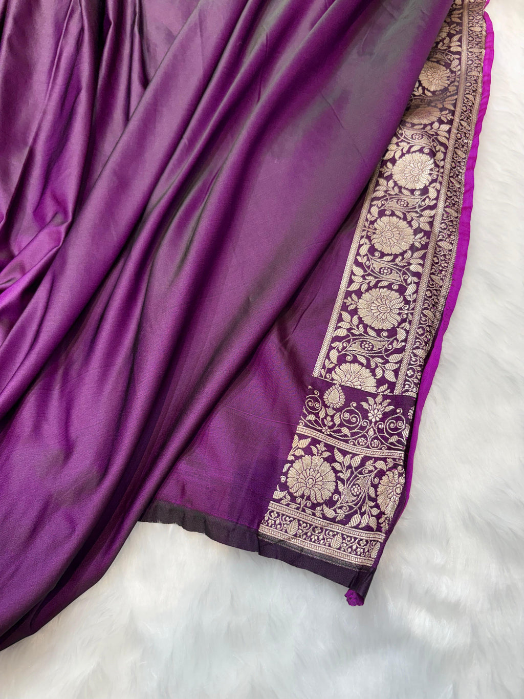 Minakari Wine Banarasi Boota Pattern Mashru Silk Saree