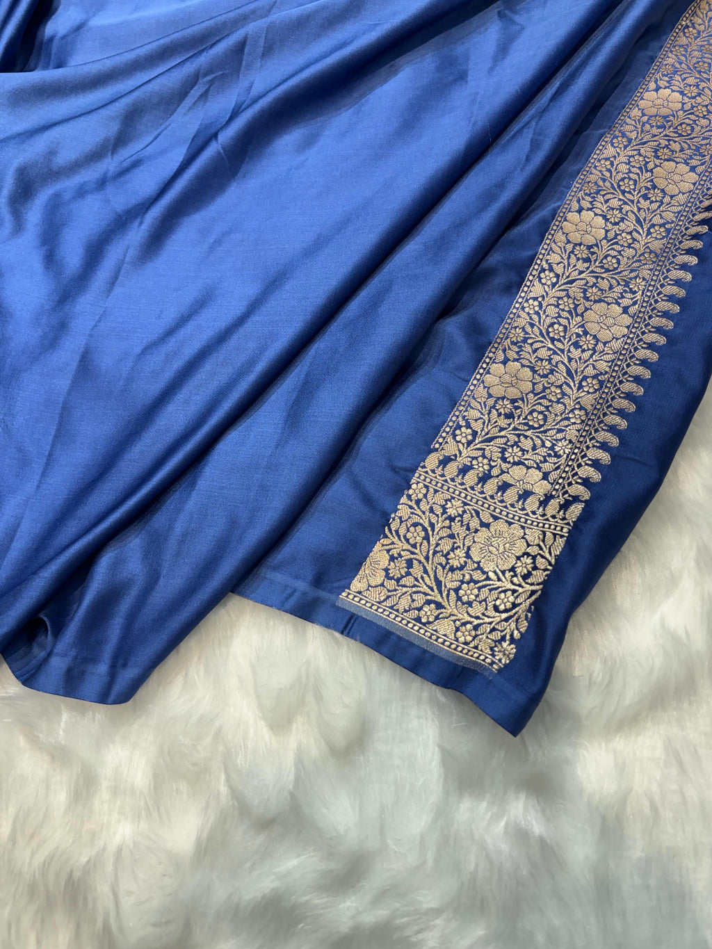 Saphhire Blue Shades Banarasi Floral Boota Mashru Silk Saree