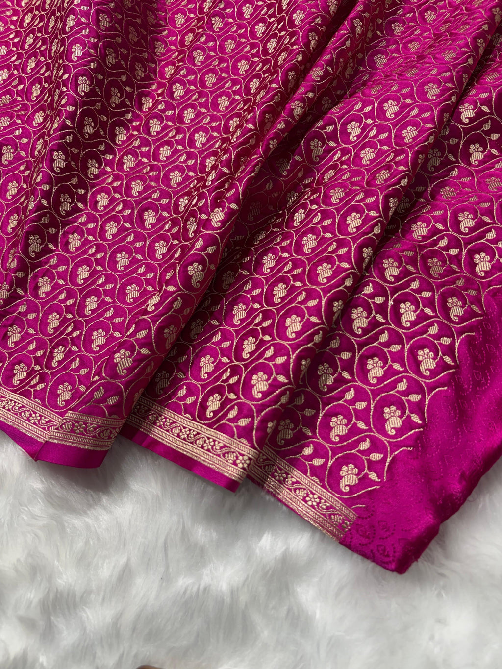 Rani Minakari Shades Plain Mashru Silk Saree