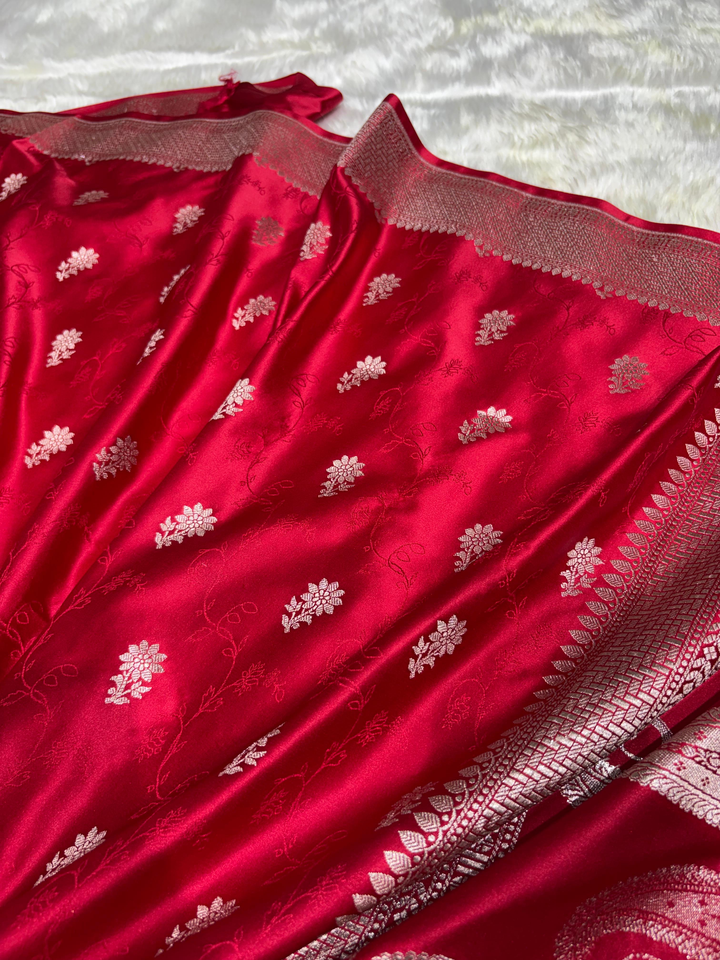 Banarasi Red Shades Tanchoi With Booti Mashru Silk Saree