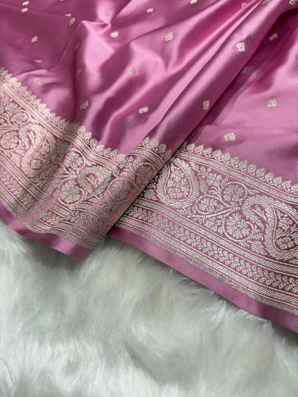 BlushPink Booti Pattern Mashru Silk Saree