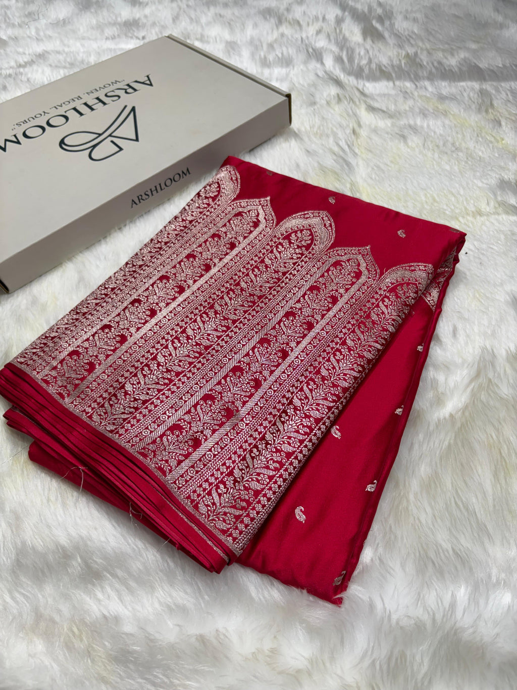 Premium Red Shade Skirt border Mashru Silk Saree
