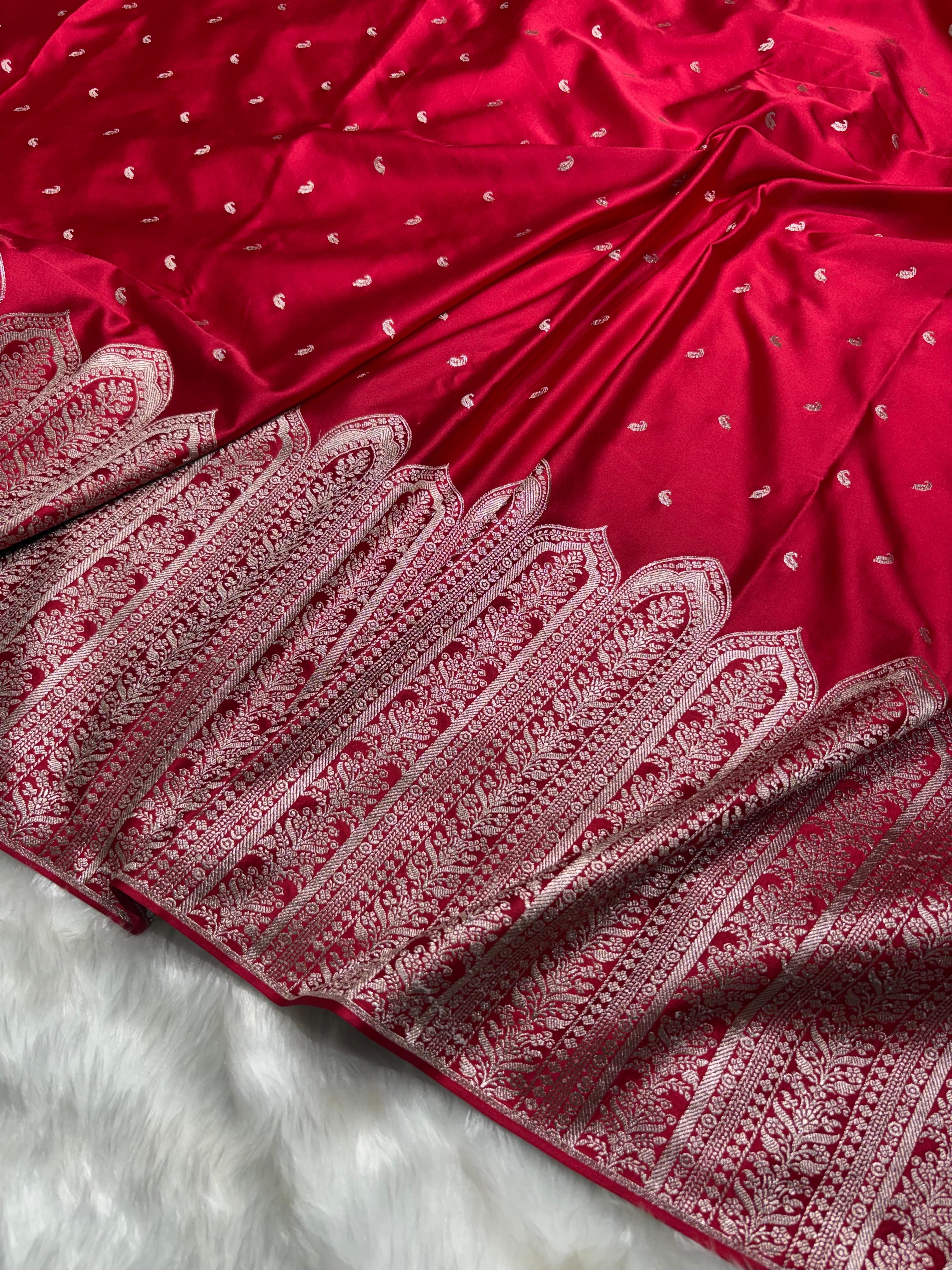 Premium Red Shade Skirt border Mashru Silk Saree