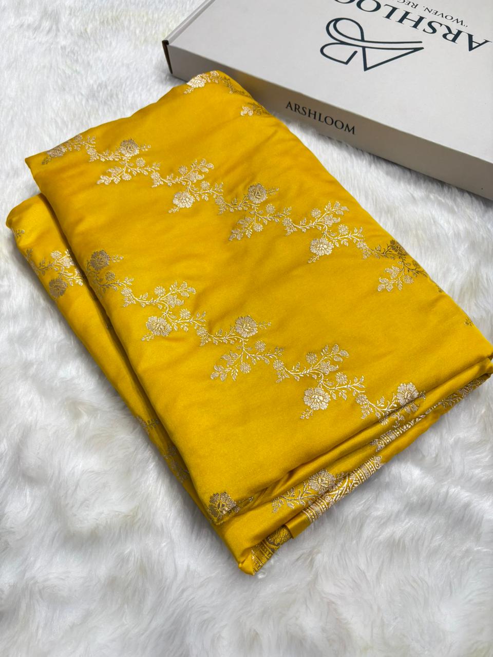 Cross Jaal Floral Pattern Mashru Silk Saree in Yellow Shades