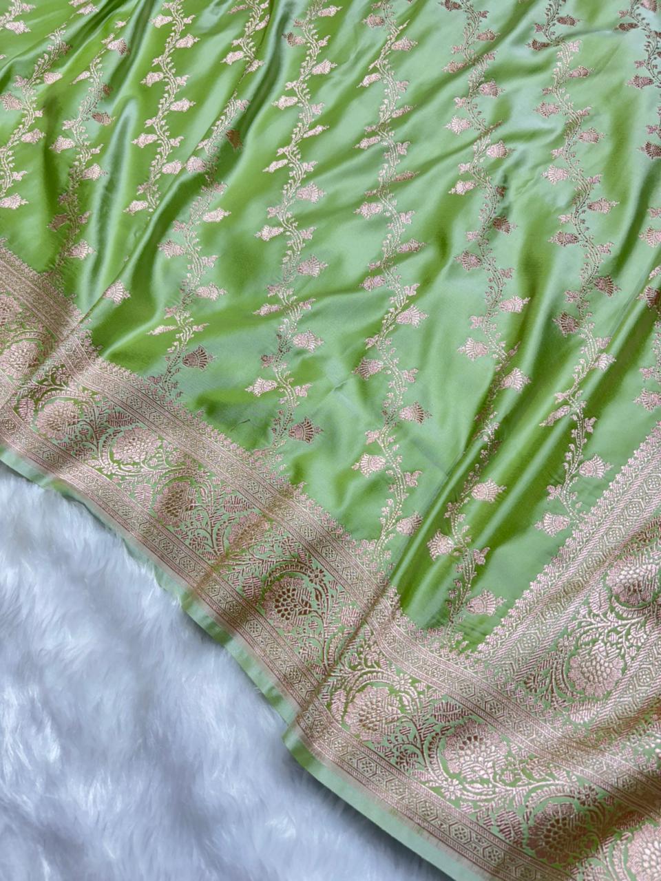 Olive Green Shades Cross Jaal Mashru Silk Saree