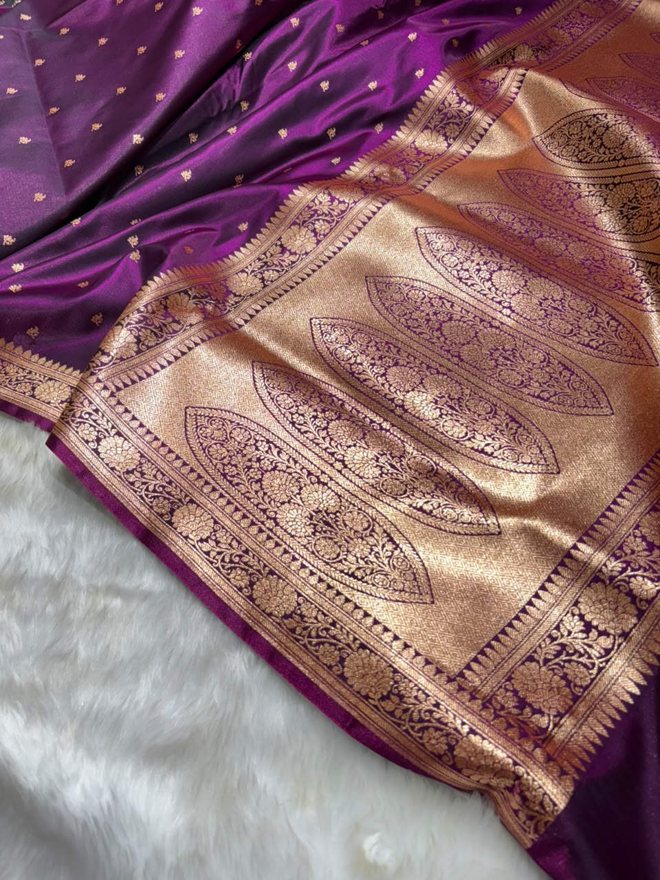 Banarasi Satin Silk Booti in Wine Shades