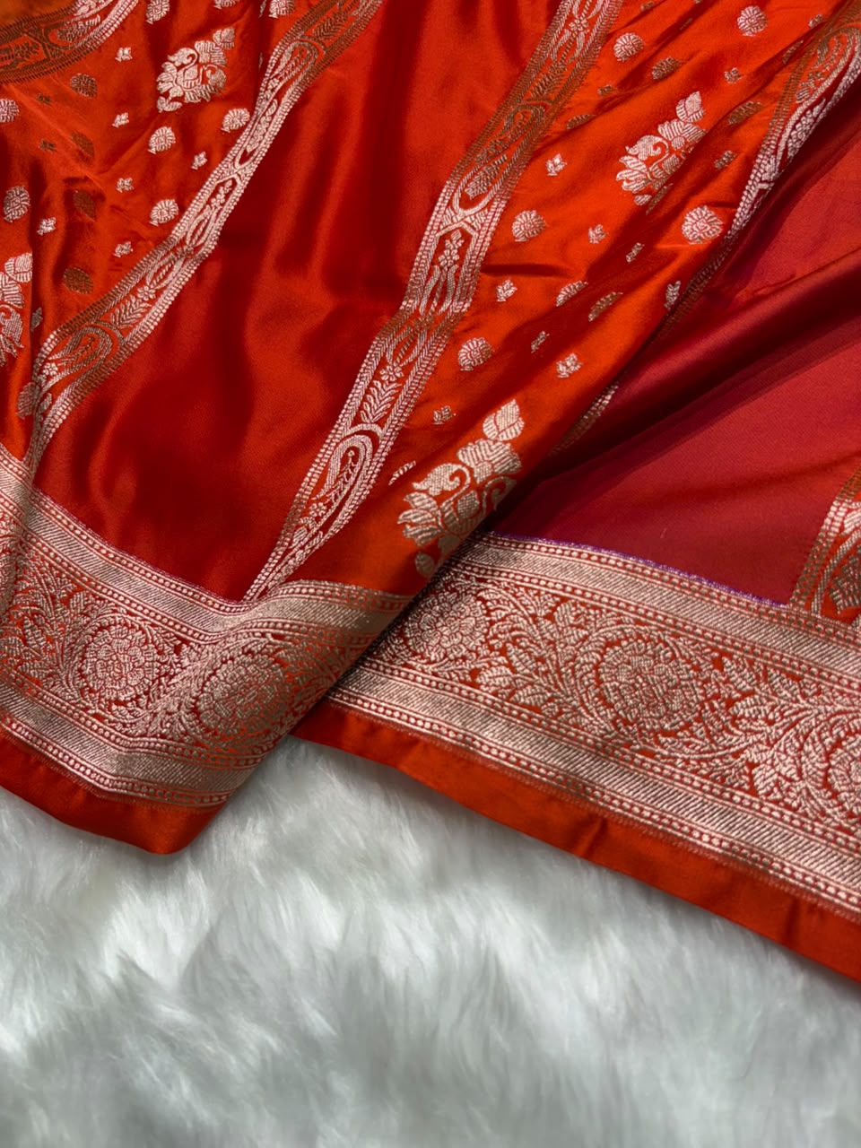 Contrast Vermilion Orange Horizontal Stripes with Motifs Banarasi Mashru Silk Saree
