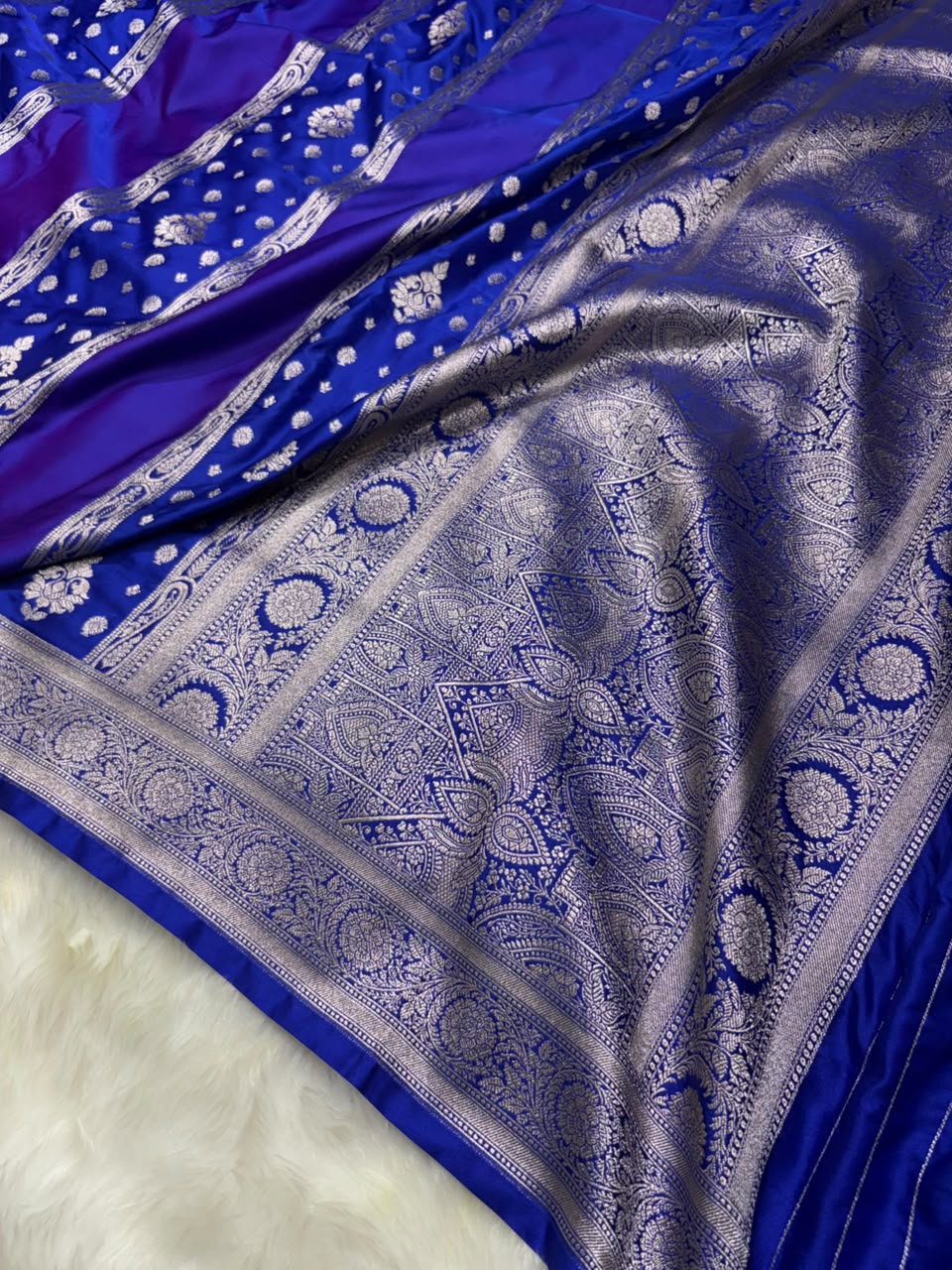 Contrast Royal & Navy Blue Horizontal Stripes with Motifs Banarasi Mashru Silk Saree