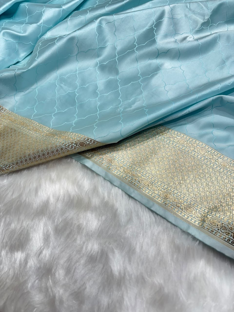 Sky Blue Shades Tanchoi Jaal Mashru Silk Saree