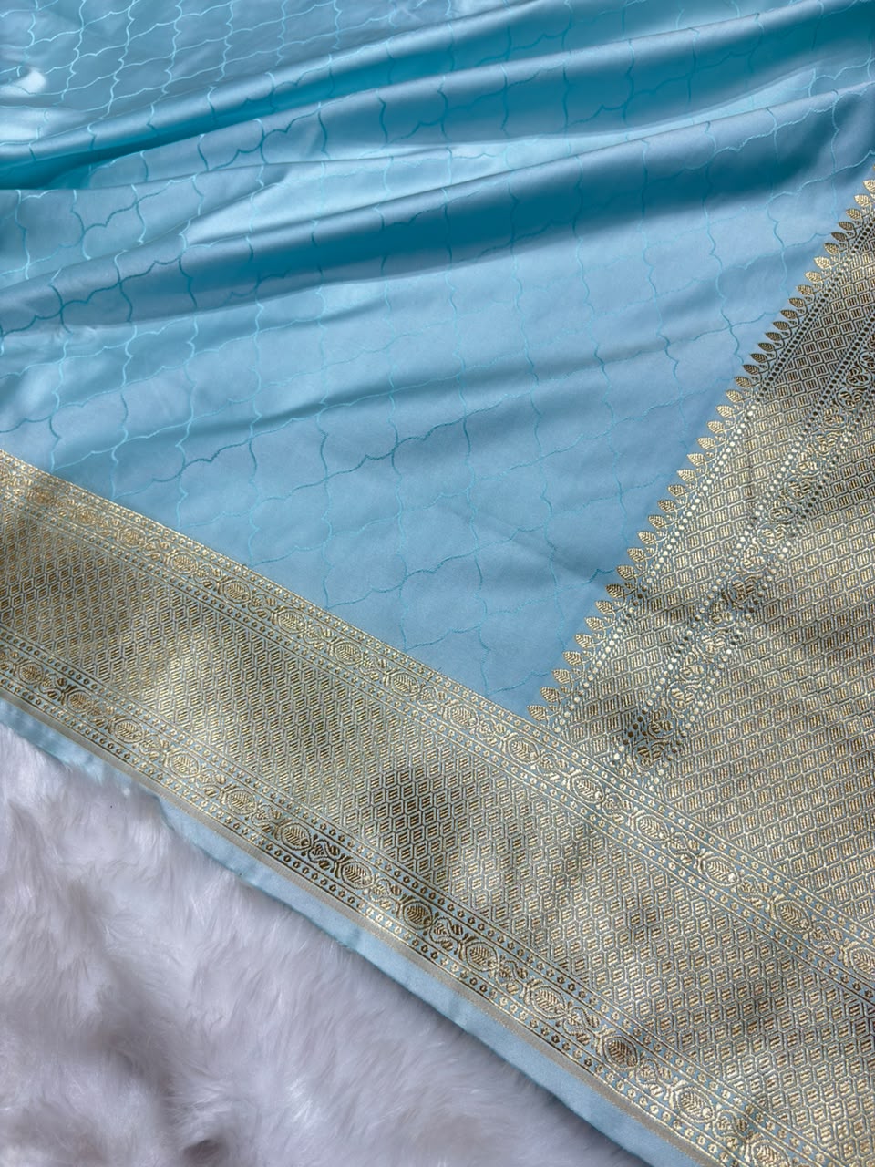Sky Blue Shades Tanchoi Jaal Mashru Silk Saree
