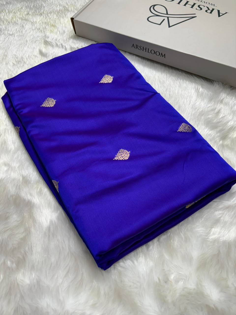 Royal Purple Shades Floral Booti Mashru Silk Saree