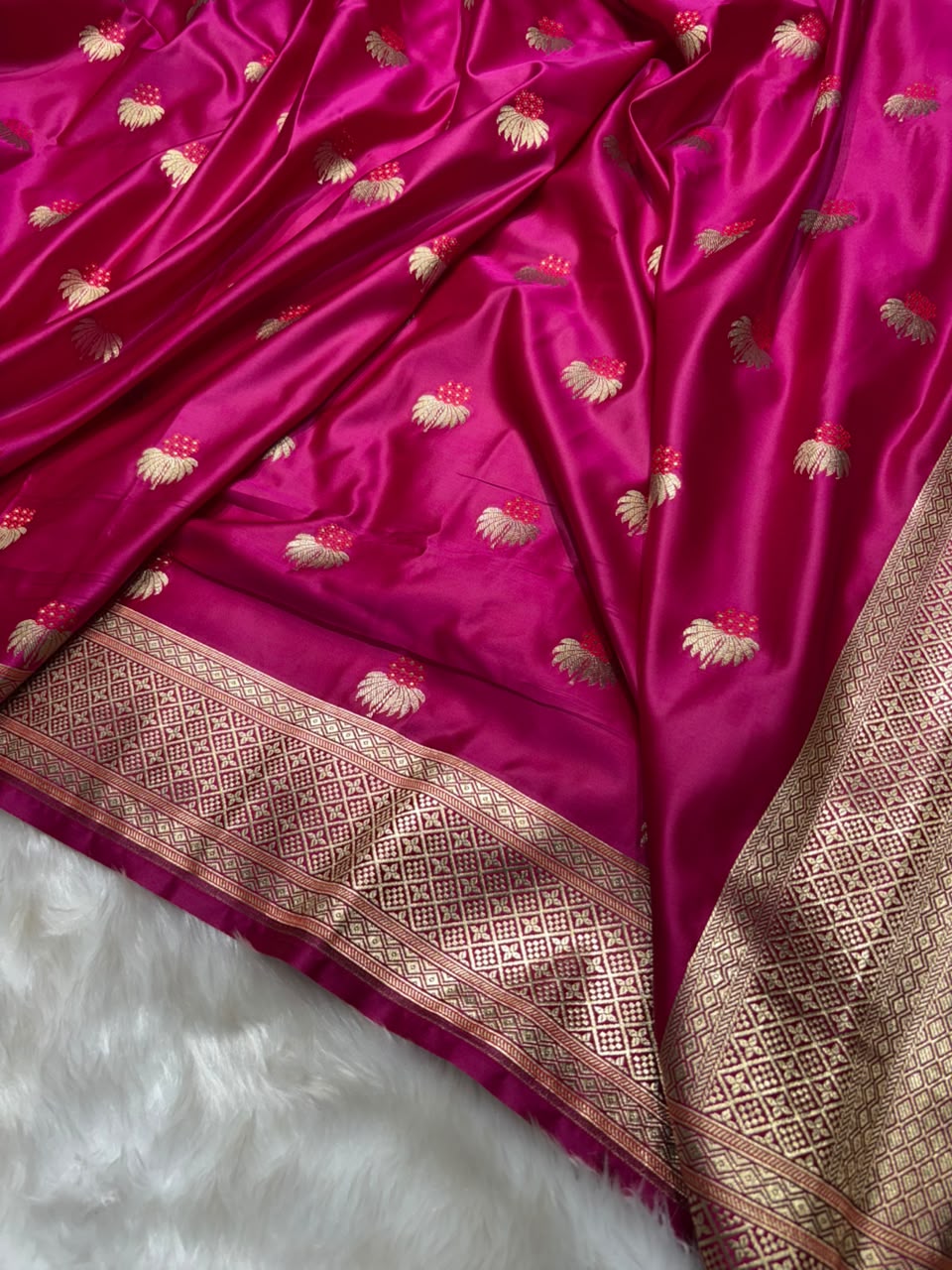 Banarasi Minakari Floral Pattern Mashru Silk Saree in Fuchsia Rani Shades