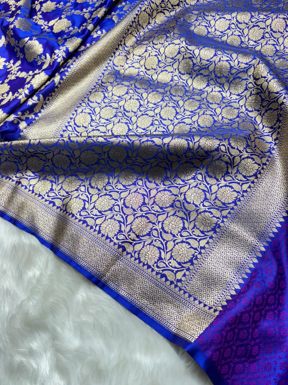 Royal Purple Shades Floral Jaal Pattern Mashru Silk Saree