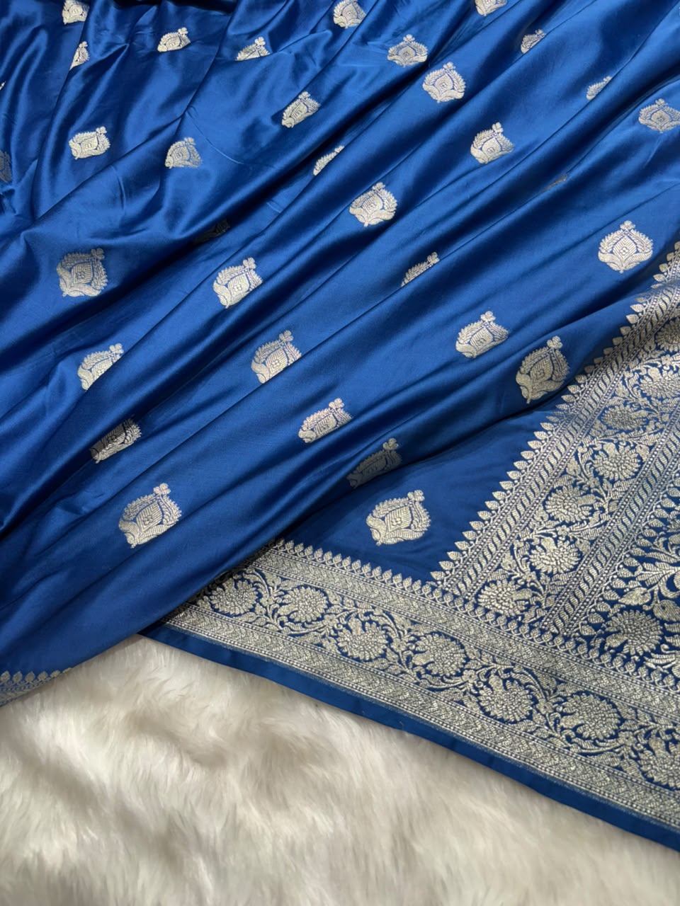 Royal Blue Shades Floral Boota Pattern Mashru Silk Saree