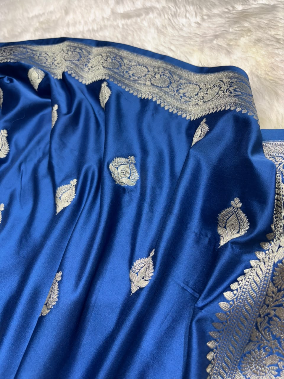 Royal Blue Shades Floral Boota Pattern Mashru Silk Saree