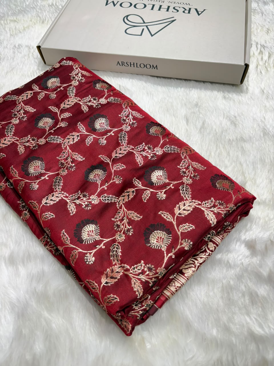 Maroon Shades Floral Minakari Jaal Pattern Mashru Silk Saree