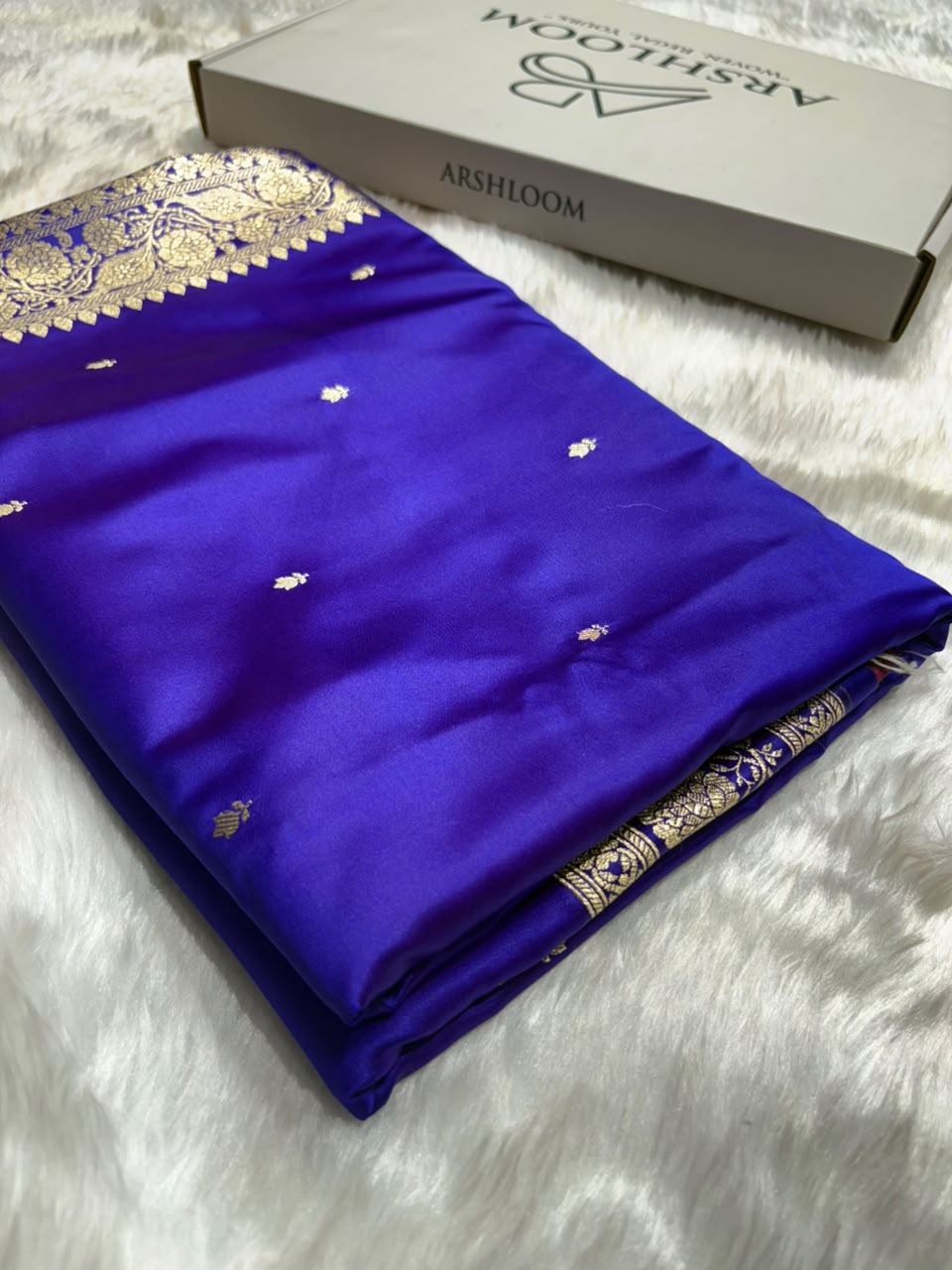 Royal Purple Shades Booti Pattern Mashru Silk Saree