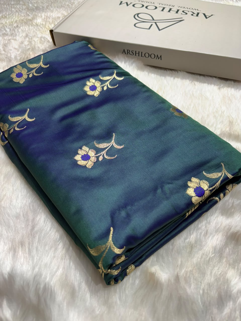 Cross Dark Peacock Shades Banarasi Boota Pattern Minakari Floral Mashru Silk Saree