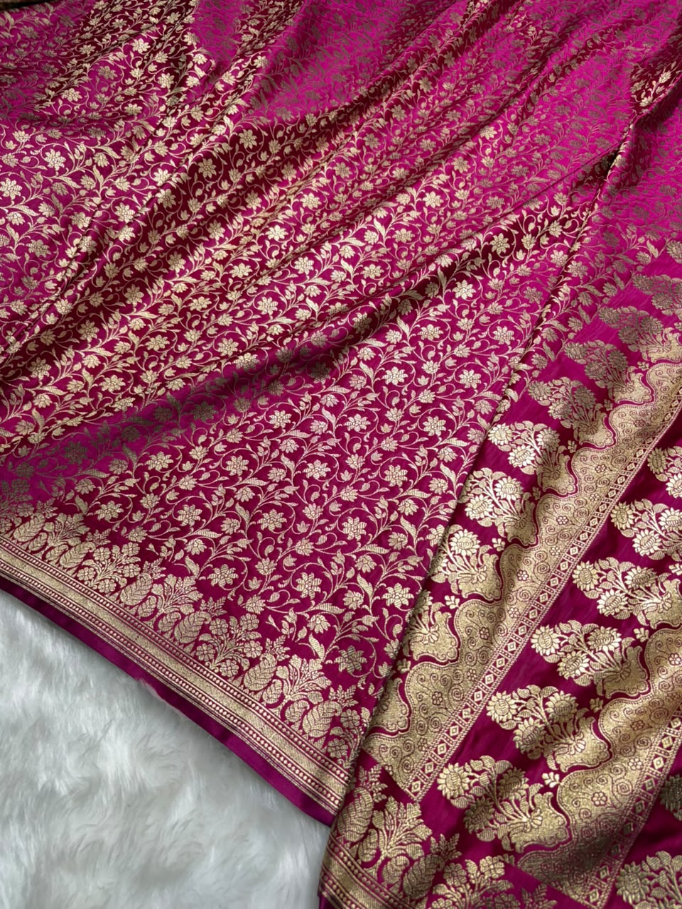 Rani Shades Floral Jaal Brocade Mashru Silk Saree Banarasi Saree Shades