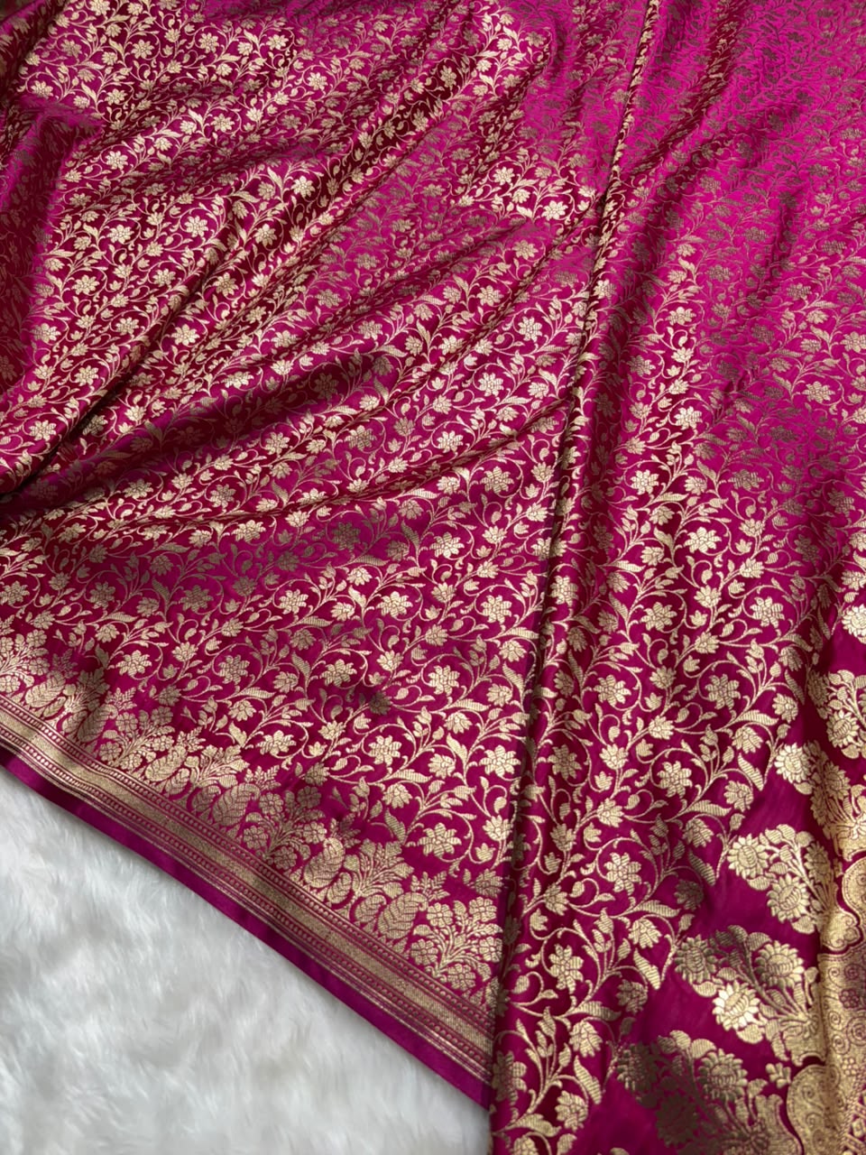 Rani Shades Floral Jaal Brocade Mashru Silk Saree Banarasi Saree Shades