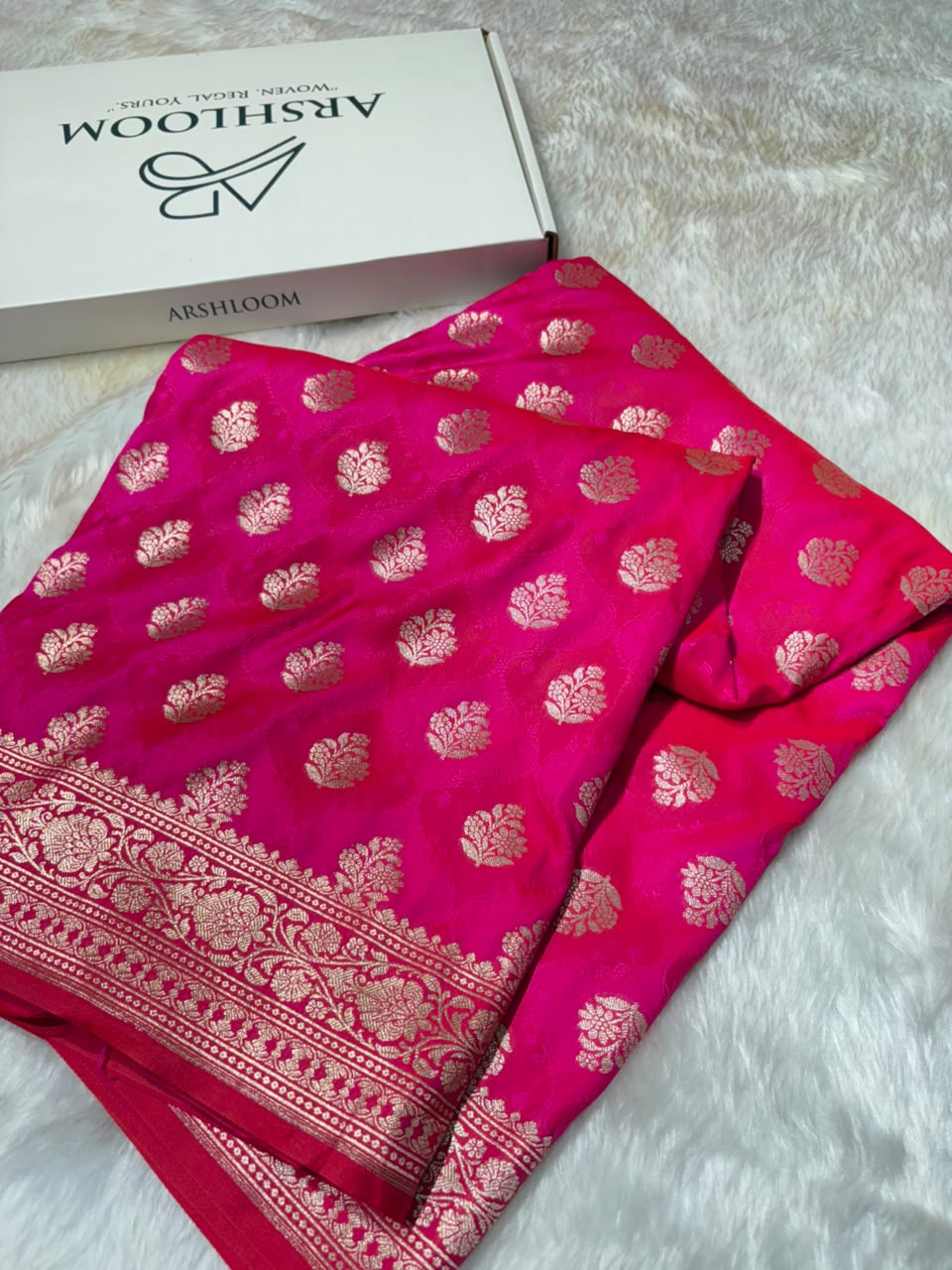 Rani Pink Shades Floral Booti with Tanchoi Pattern Mashru Silk Saree