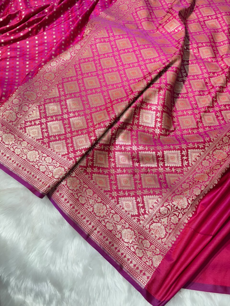Cross Floral Dot Motifs Banarasi Mashru Silk Saree in Rani Pink Shades