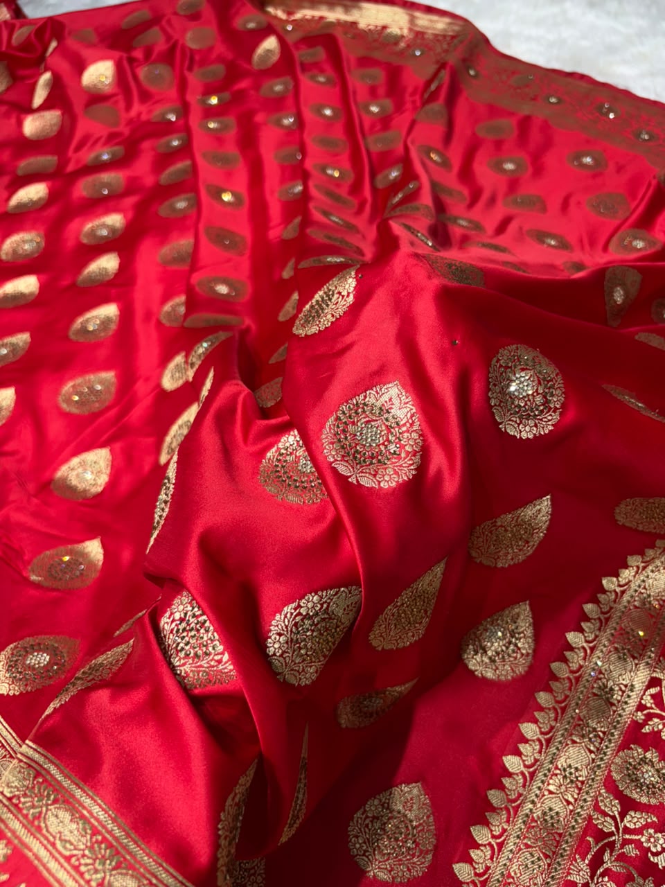 Premium Banarasi Satin Katan Saree Swarovski Work Boota Pattern in Red Shades