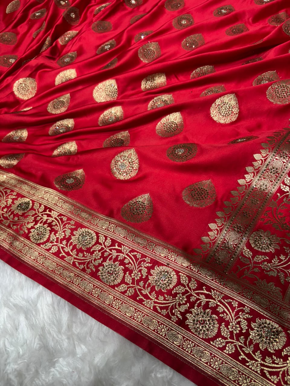 Premium Banarasi Satin Katan Saree Swarovski Work Boota Pattern in Red Shades
